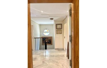 Resale - Apartment - Duplex - Marbella - Nueva Andalucia