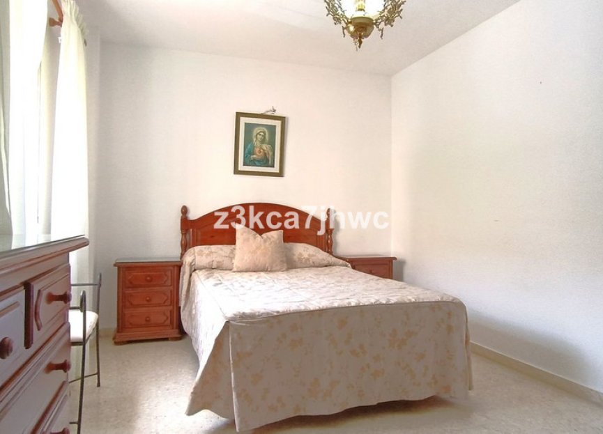 Resale - Ground floor apartment - Estepona - Estepona Centro