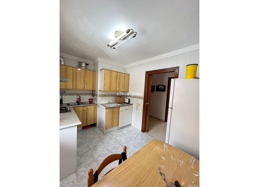 Resale - Ground floor apartment - Estepona - Estepona Centro