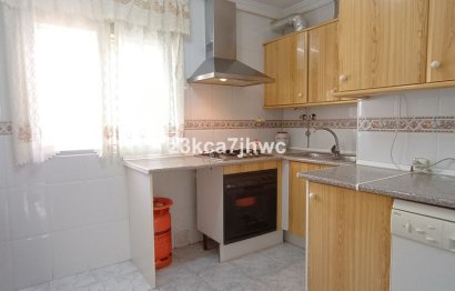 Resale - Ground floor apartment - Estepona - Estepona Centro