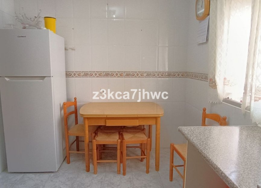 Resale - Ground floor apartment - Estepona - Estepona Centro