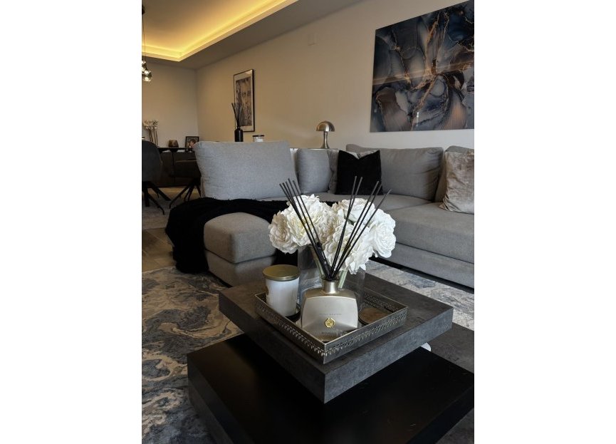 Resale - Apartment - Middle Floor Apartment - Marbella - San Pedro De Alcantara