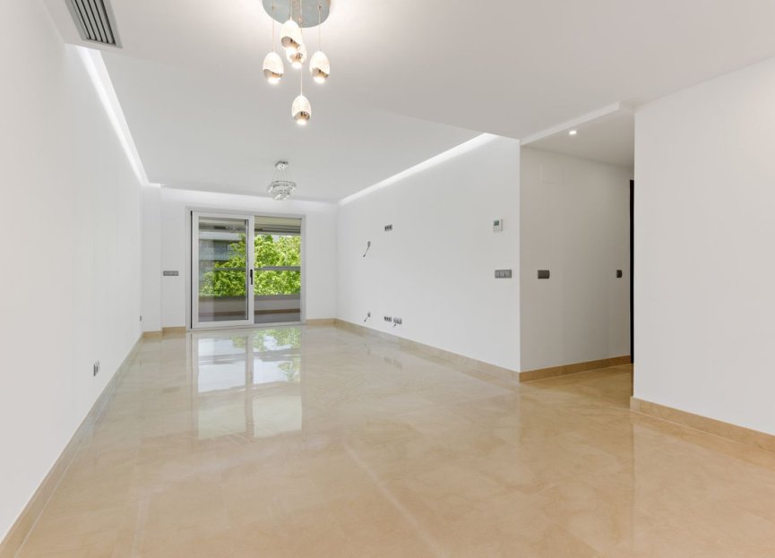 Resale - Apartment - Middle Floor Apartment - Marbella - Marbella Centro