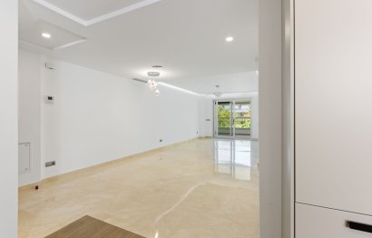 Resale - Apartment - Middle Floor Apartment - Marbella - Marbella Centro