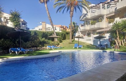 Resale - Apartment - Middle Floor Apartment - Estepona - Bel Air