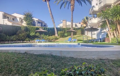 Resale - Apartment - Middle Floor Apartment - Estepona - Bel Air