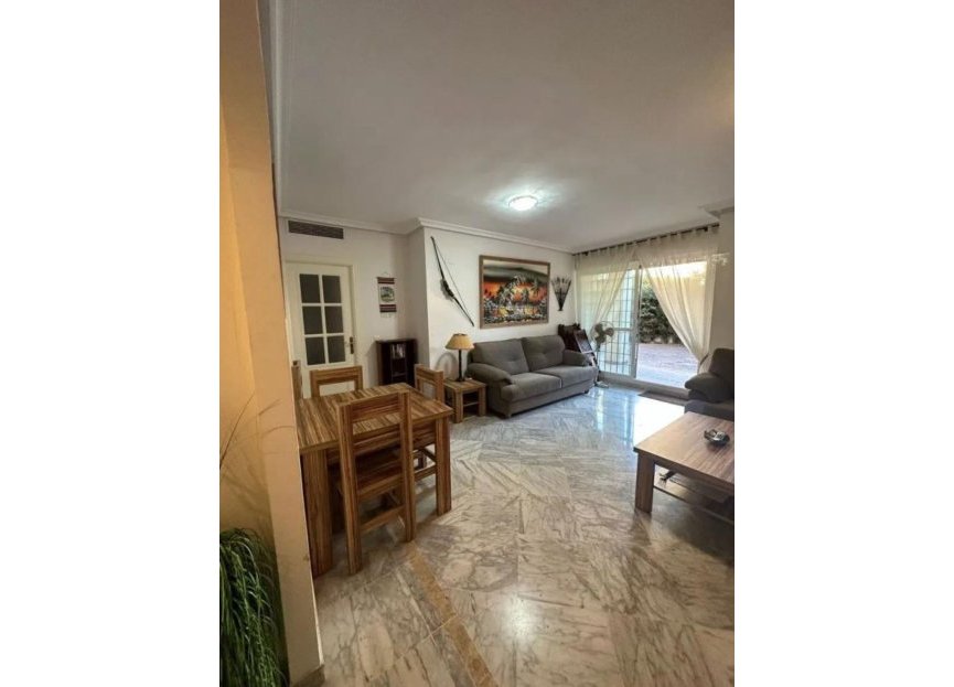 Resale - Ground floor apartment - Marbella - Nueva Andalucia