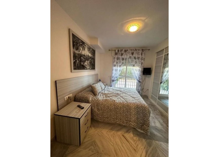 Resale - Ground floor apartment - Marbella - Nueva Andalucia