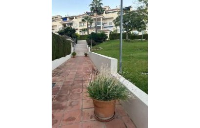 Resale - Ground floor apartment - Marbella - Nueva Andalucia