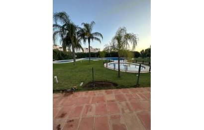 Resale - Ground floor apartment - Marbella - Nueva Andalucia