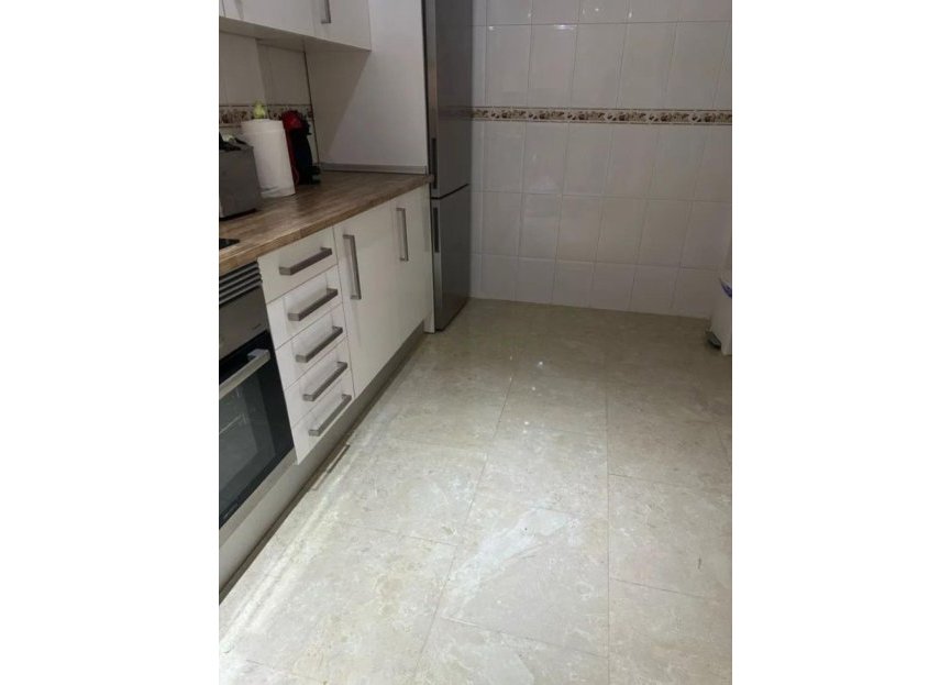 Resale - Ground floor apartment - Marbella - Nueva Andalucia