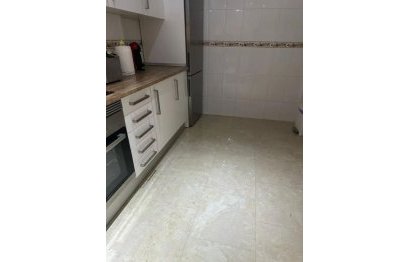 Resale - Ground floor apartment - Marbella - Nueva Andalucia