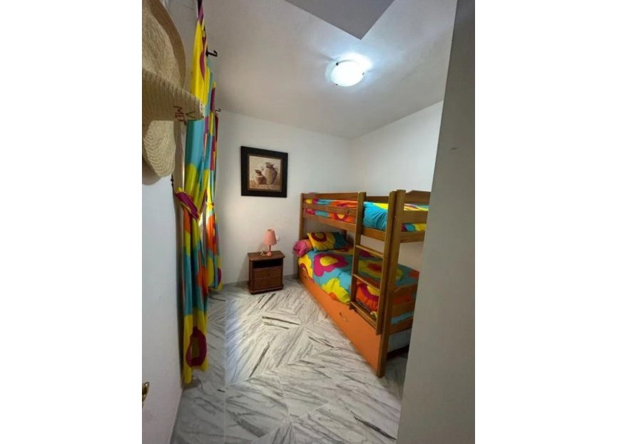 Resale - Ground floor apartment - Marbella - Nueva Andalucia