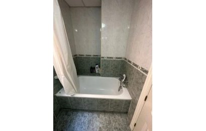 Resale - Ground floor apartment - Marbella - Nueva Andalucia