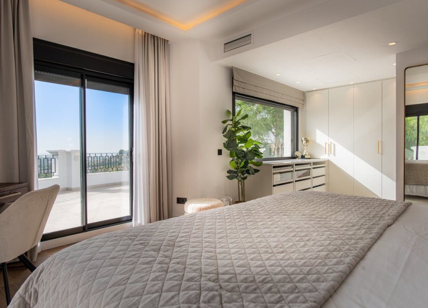 Resale - House - Detached Villa - Benahavís - La Quinta