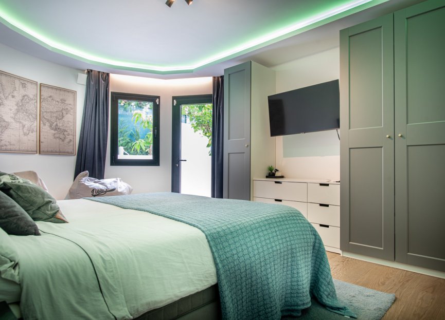 Resale - House - Detached Villa - Benahavís - La Quinta