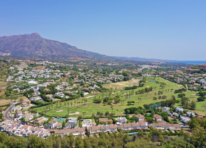 Resale - House - Detached Villa - Benahavís - La Quinta