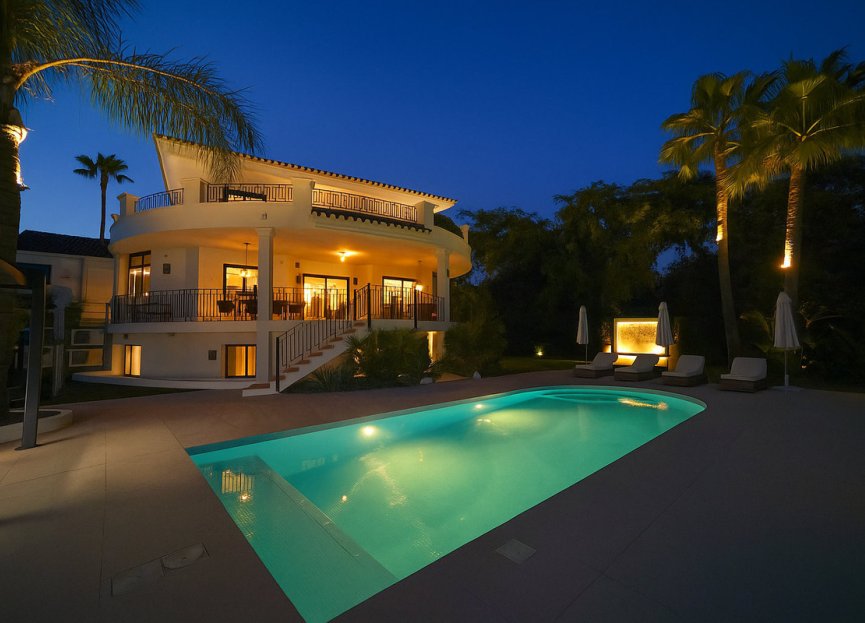 Resale - House - Detached Villa - Benahavís - La Quinta