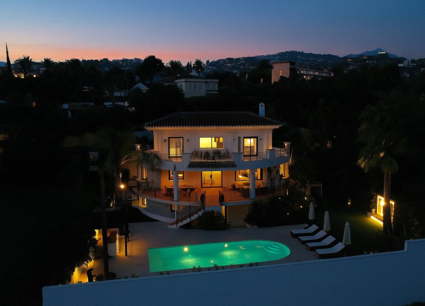 Resale - House - Detached Villa - Benahavís - La Quinta