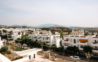 Resale - Apartment - Penthouse - Estepona - Selwo