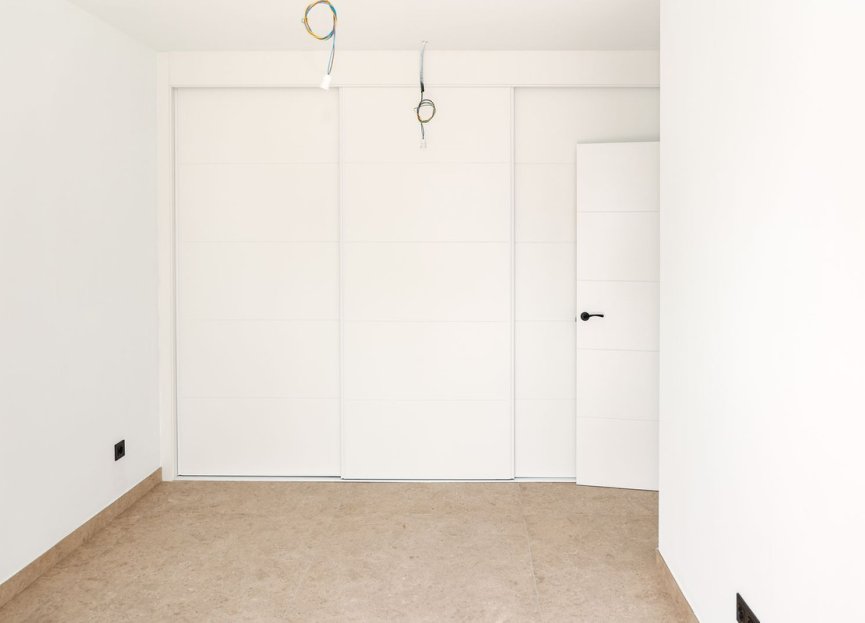 Resale - Apartment - Penthouse - Estepona - Selwo