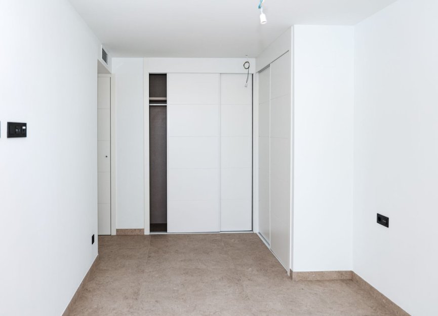 Resale - Apartment - Penthouse - Estepona - Selwo