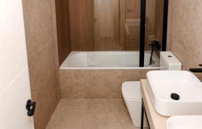 Resale - Apartment - Penthouse - Estepona - Selwo