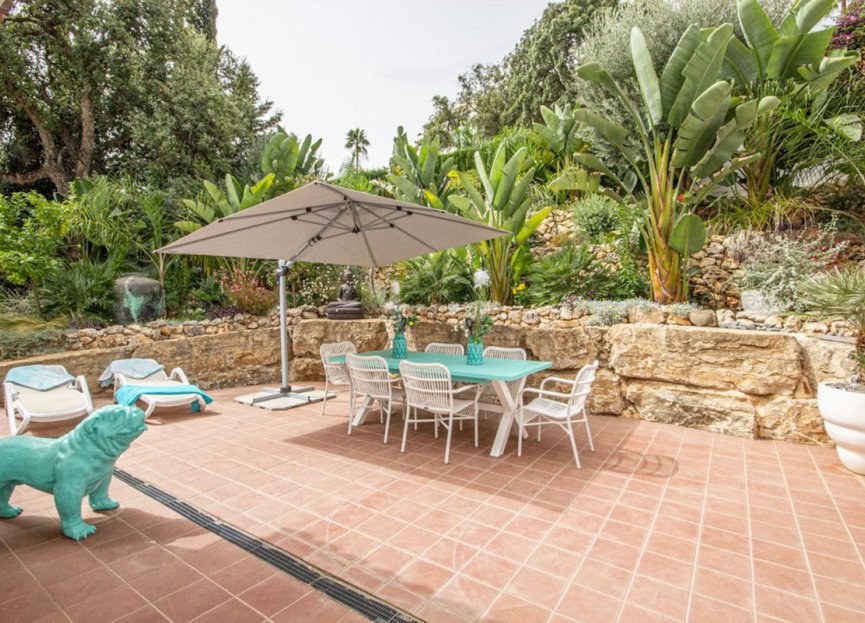 Resale - House - Detached Villa - Marbella - La Mairena