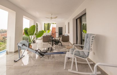 Resale - House - Detached Villa - Marbella - La Mairena