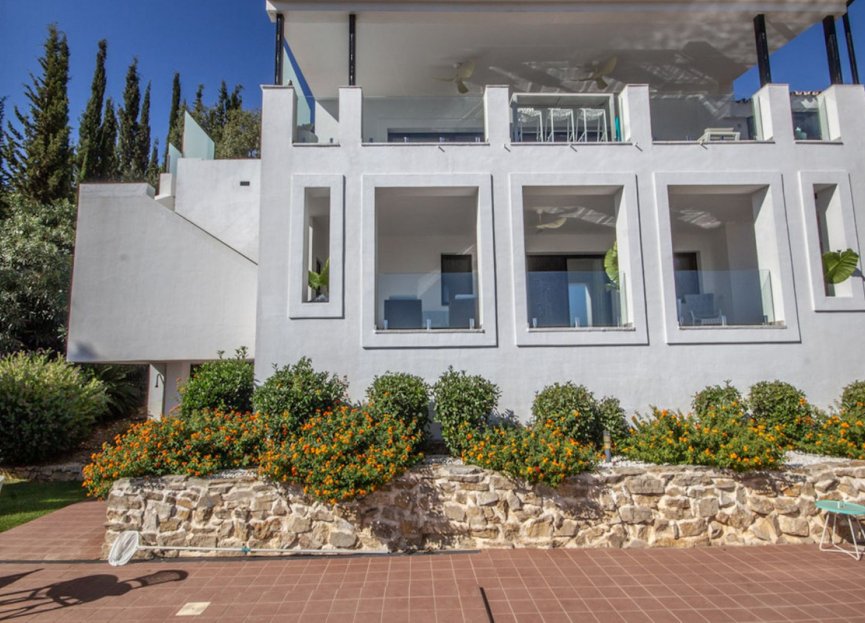 Resale - House - Detached Villa - Marbella - La Mairena