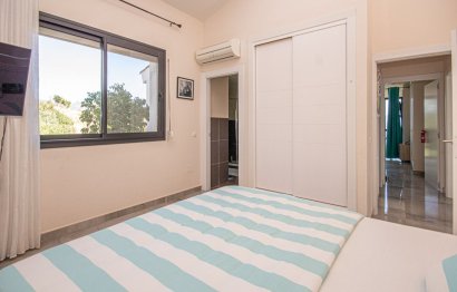 Resale - House - Detached Villa - Marbella - La Mairena