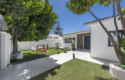 Resale - House - Detached Villa - Estepona - New Golden Mile