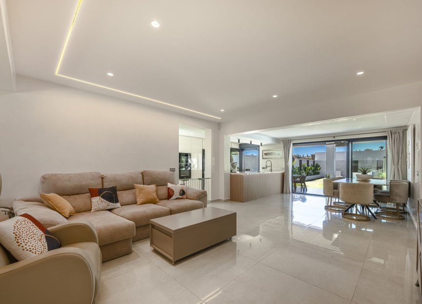 Resale - House - Detached Villa - Estepona - New Golden Mile