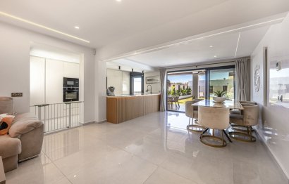 Resale - House - Detached Villa - Estepona - New Golden Mile