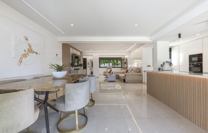 Resale - House - Detached Villa - Estepona - New Golden Mile