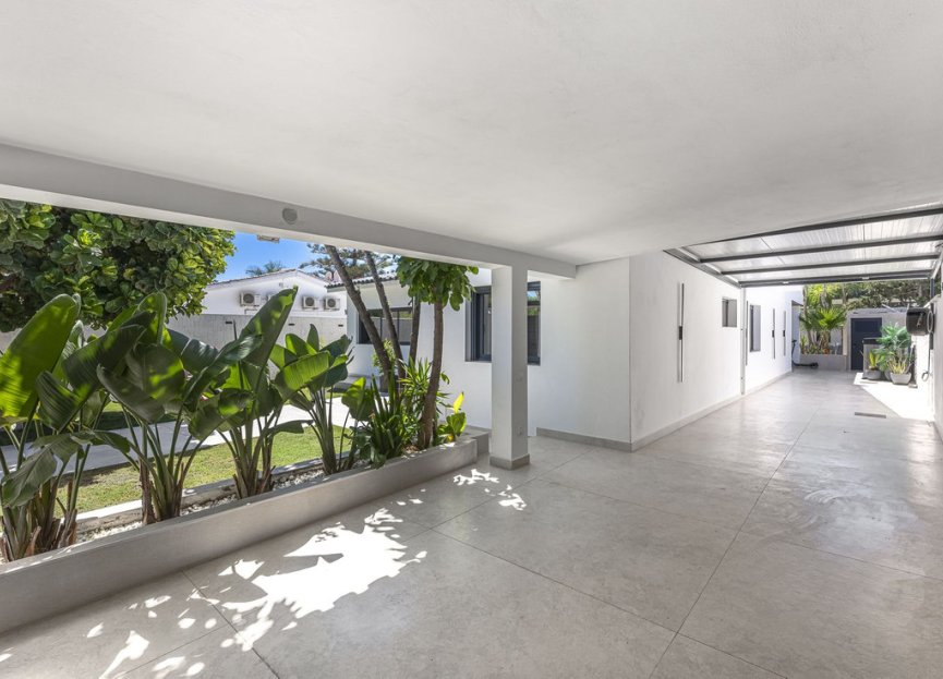 Resale - House - Detached Villa - Estepona - New Golden Mile