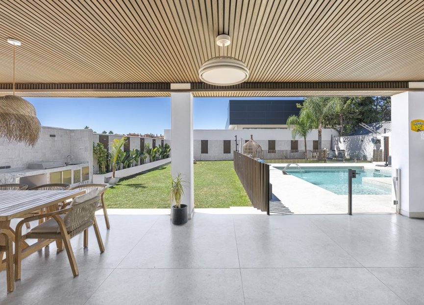 Resale - House - Detached Villa - Estepona - New Golden Mile