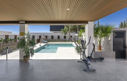 Resale - House - Detached Villa - Estepona - New Golden Mile