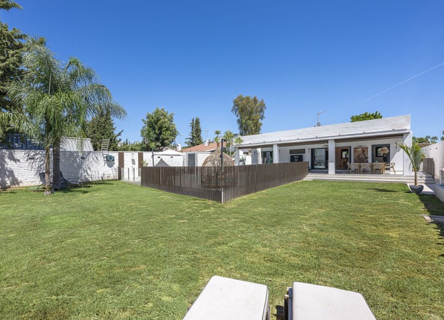 Resale - House - Detached Villa - Estepona - New Golden Mile