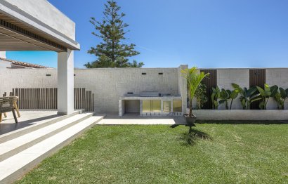 Resale - House - Detached Villa - Estepona - New Golden Mile