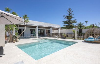 Resale - House - Detached Villa - Estepona - New Golden Mile