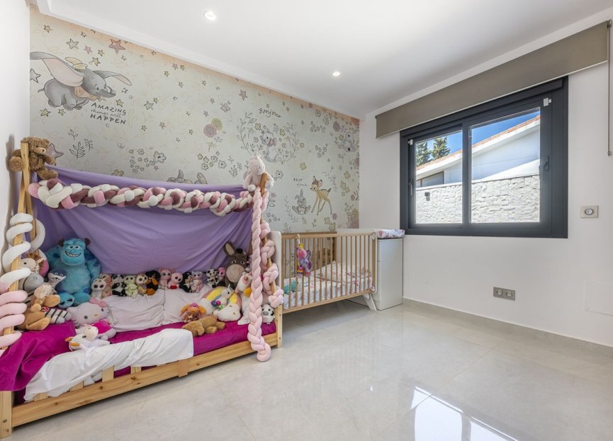 Resale - House - Detached Villa - Estepona - New Golden Mile