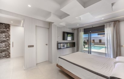 Resale - House - Detached Villa - Estepona - New Golden Mile