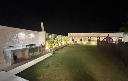 Resale - House - Detached Villa - Estepona - New Golden Mile