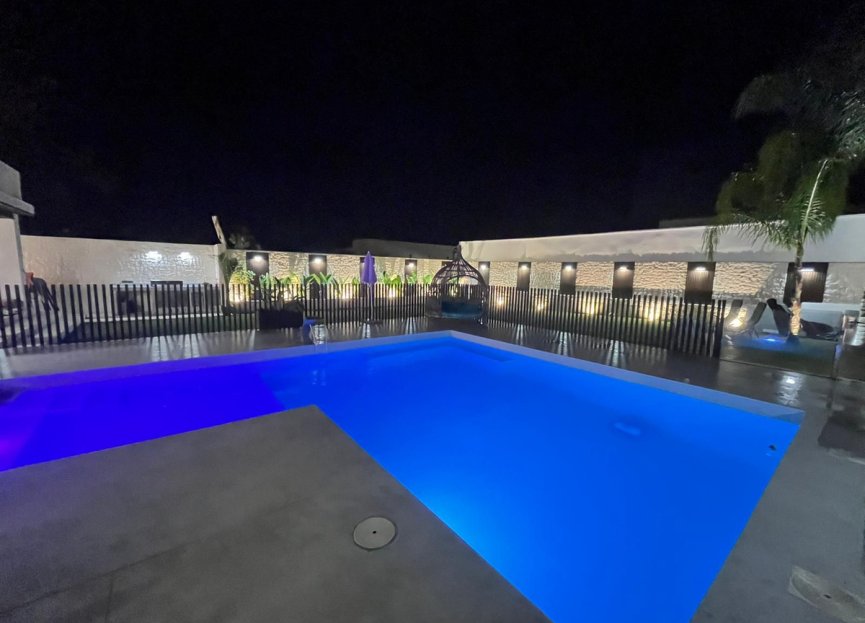 Resale - House - Detached Villa - Estepona - New Golden Mile