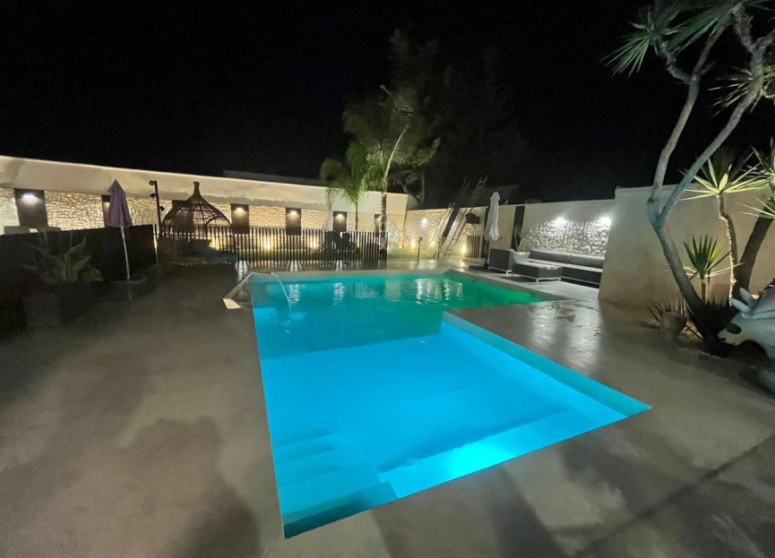 Resale - House - Detached Villa - Estepona - New Golden Mile