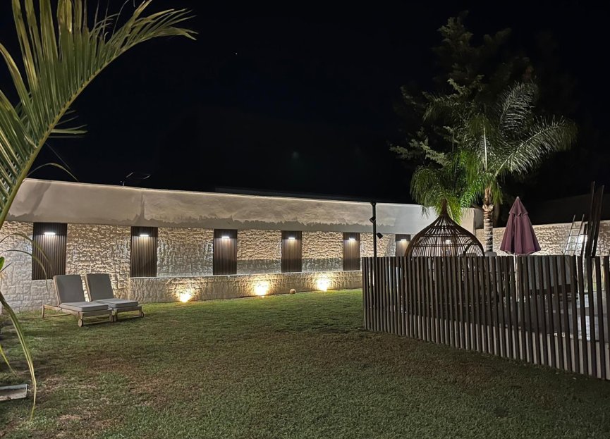 Resale - House - Detached Villa - Estepona - New Golden Mile