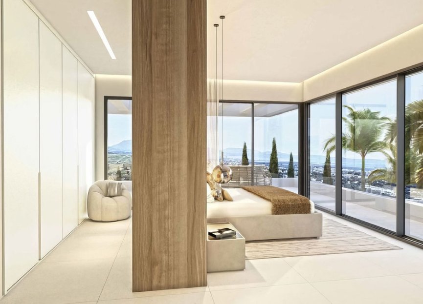 Resale - House - Detached Villa - Sotogrande