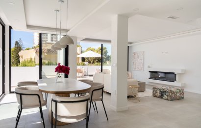 Resale - House - Detached Villa - Marbella - Nueva Andalucia