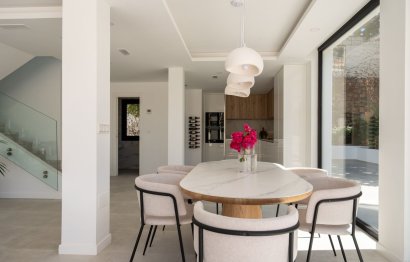 Resale - House - Detached Villa - Marbella - Nueva Andalucia